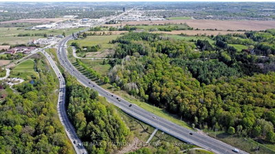 124 Morning Side Road • East Gwillimbury, ON photo 9