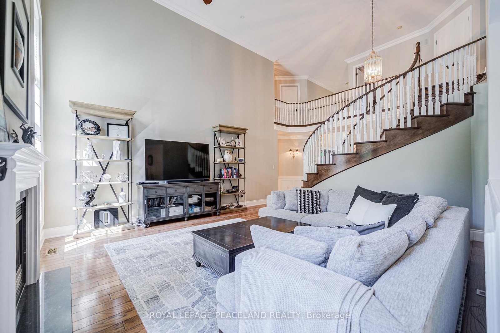 709 Highland Blade Road • Newmarket, ON photo 12