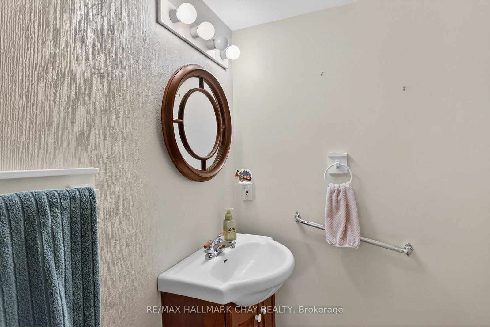 77 Mill Street E • #34 • New Tecumseth, ON photo 11