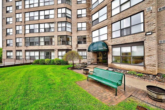 207 - 250 Davis Drive