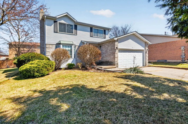 346 Darlington Crescent
