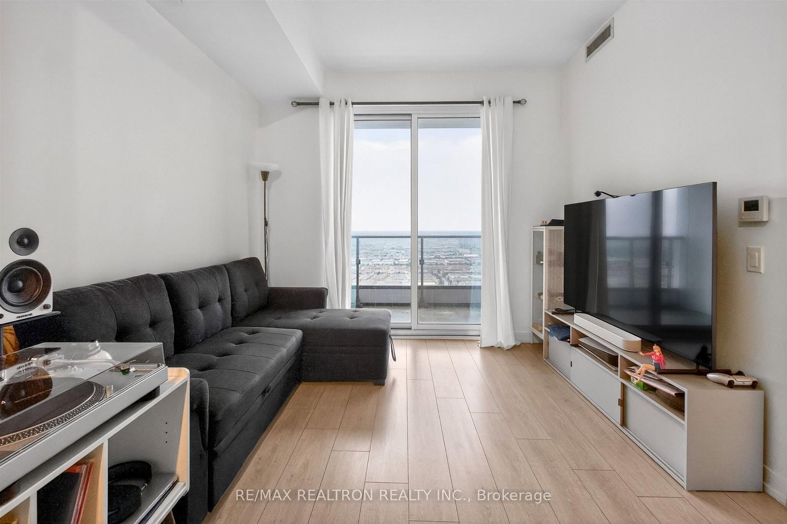 950 Portage Parkway • #5901 • Vaughan, ON photo 10