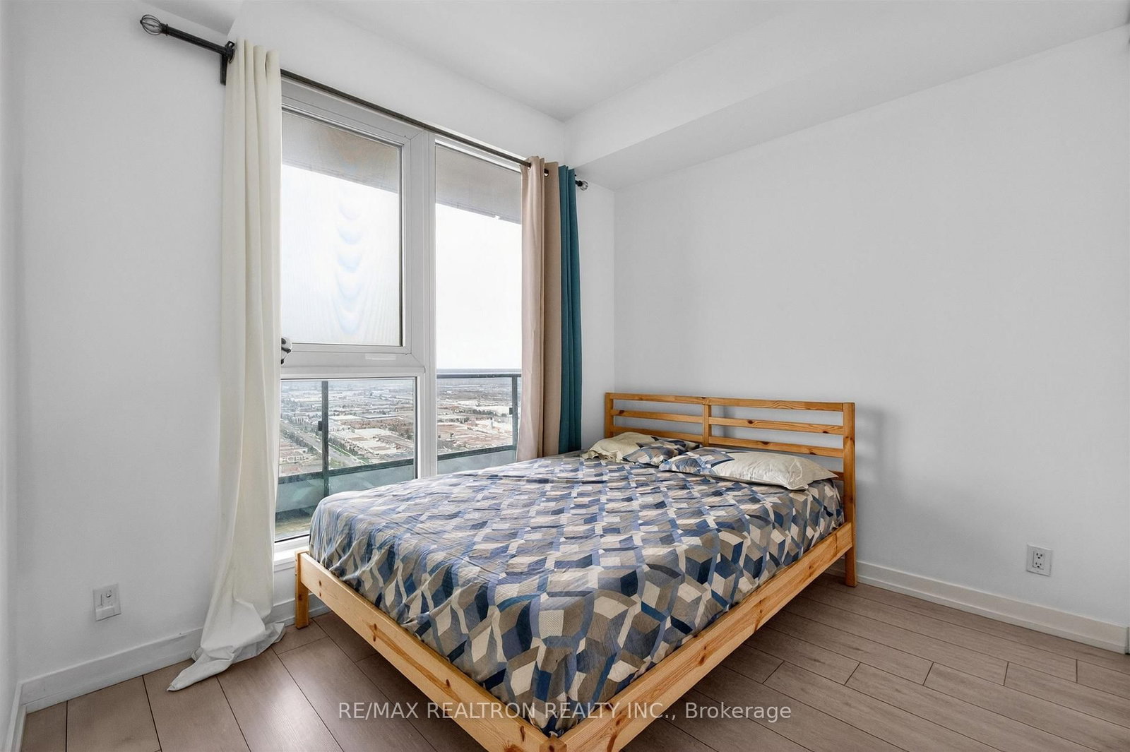 950 Portage Parkway • #5901 • Vaughan, ON photo 16