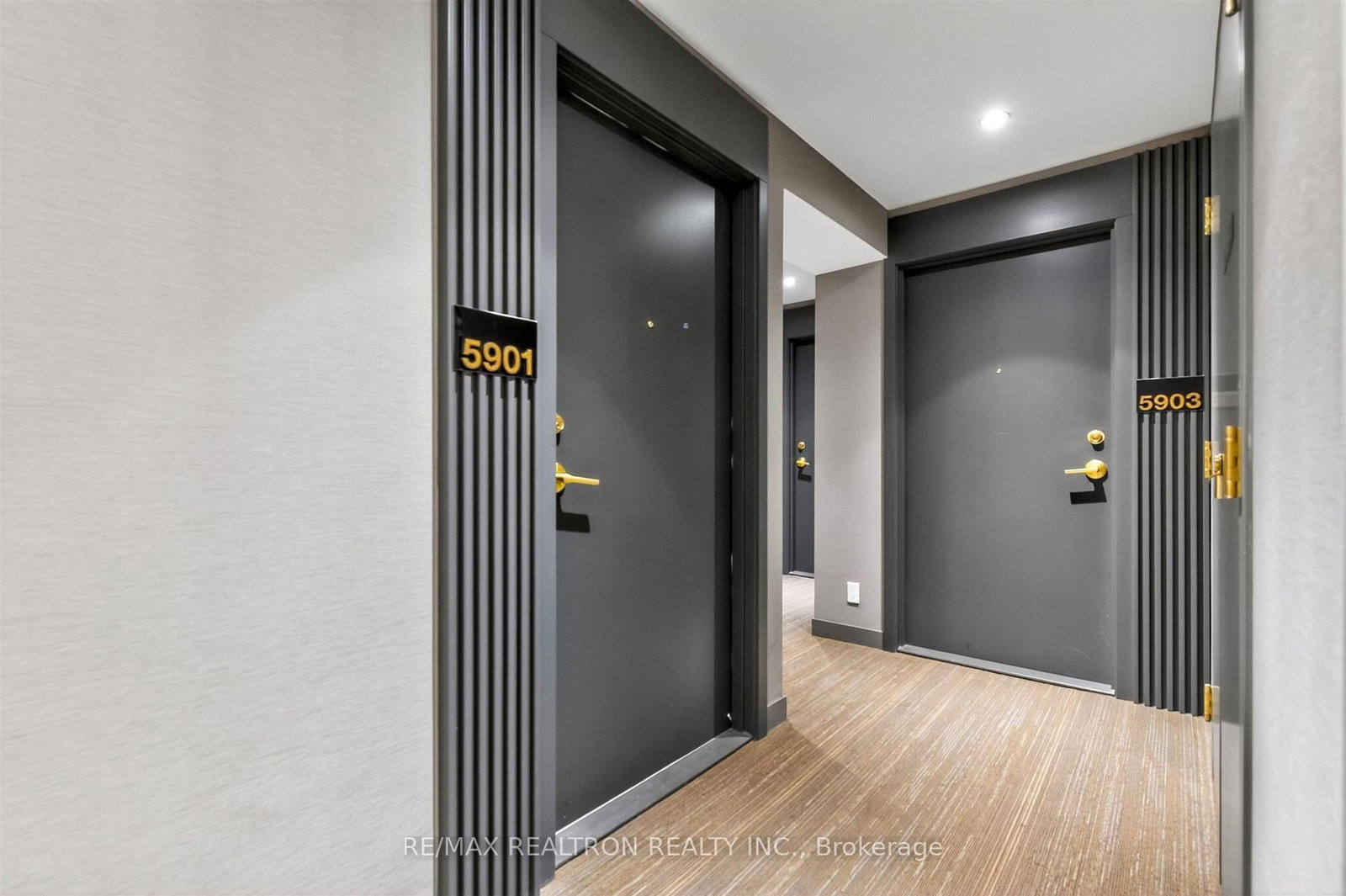 950 Portage Parkway • #5901 • Vaughan, ON photo 3