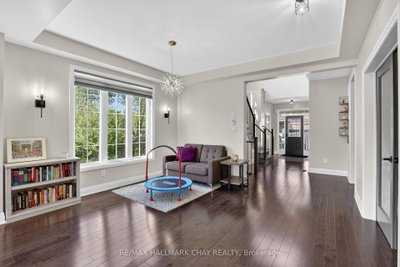 43 Walls Crescent • New Tecumseth, ON photo 9