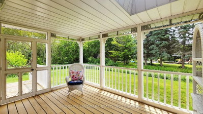522 Cam Fella Boulevard — photo 4