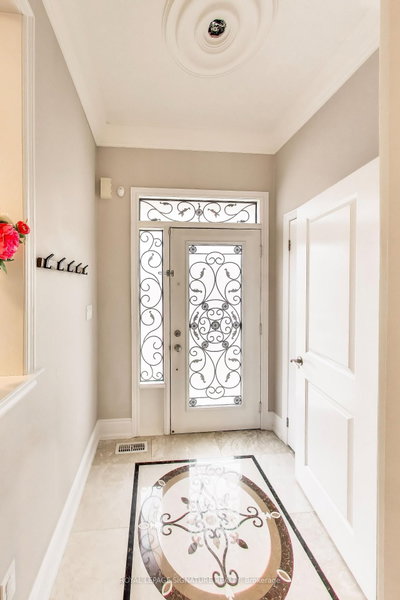 259 Barons Street • Vaughan, ON photo 4