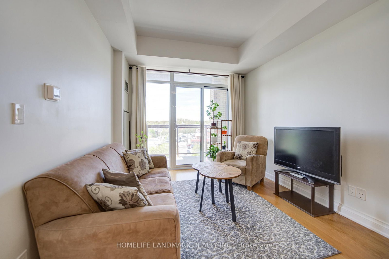 68 Main Street N • #618 • Markham, ON photo 22