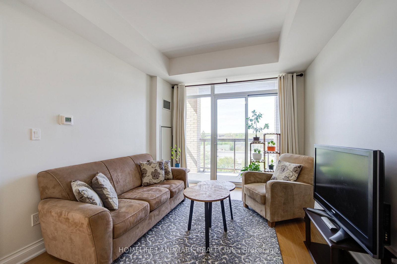 68 Main Street N • #618 • Markham, ON photo 24