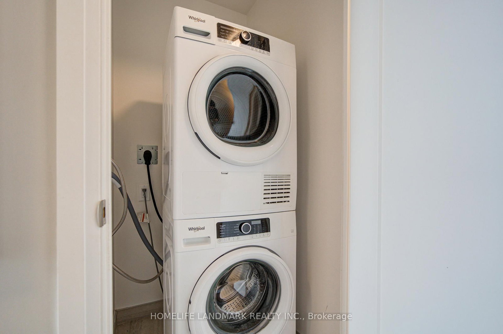 68 Main Street N • #618 • Markham, ON photo 38