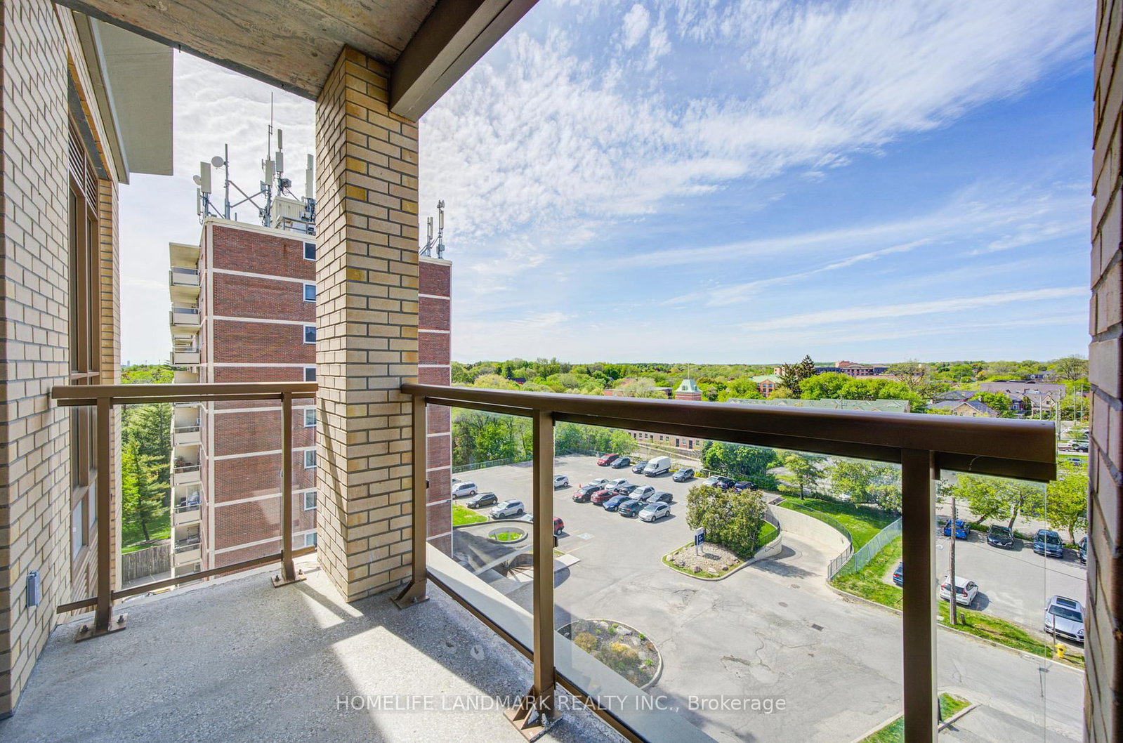 68 Main Street N • #618 • Markham, ON photo 39