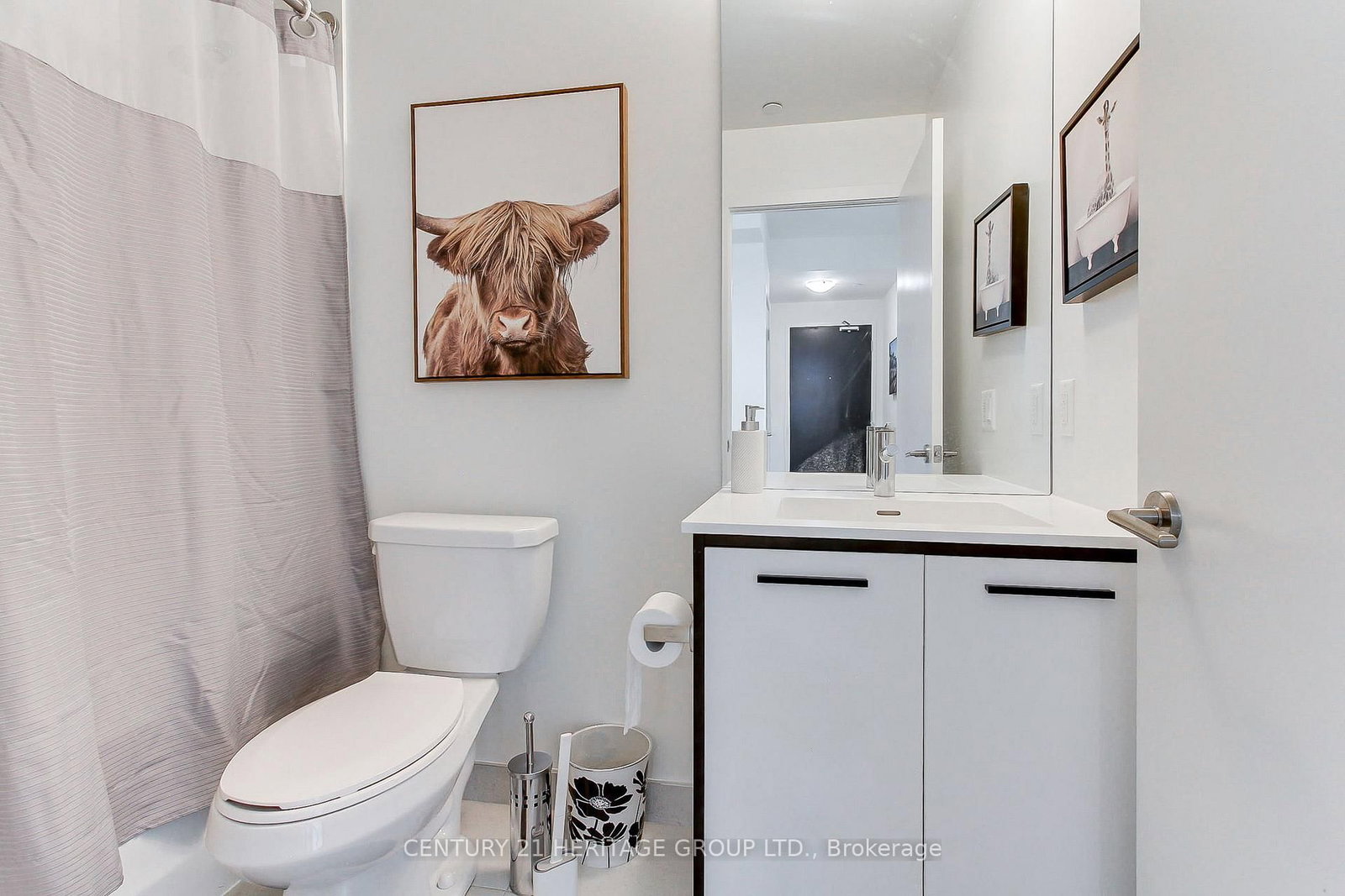185 Deerfield Road • #503 • Newmarket, ON photo 14