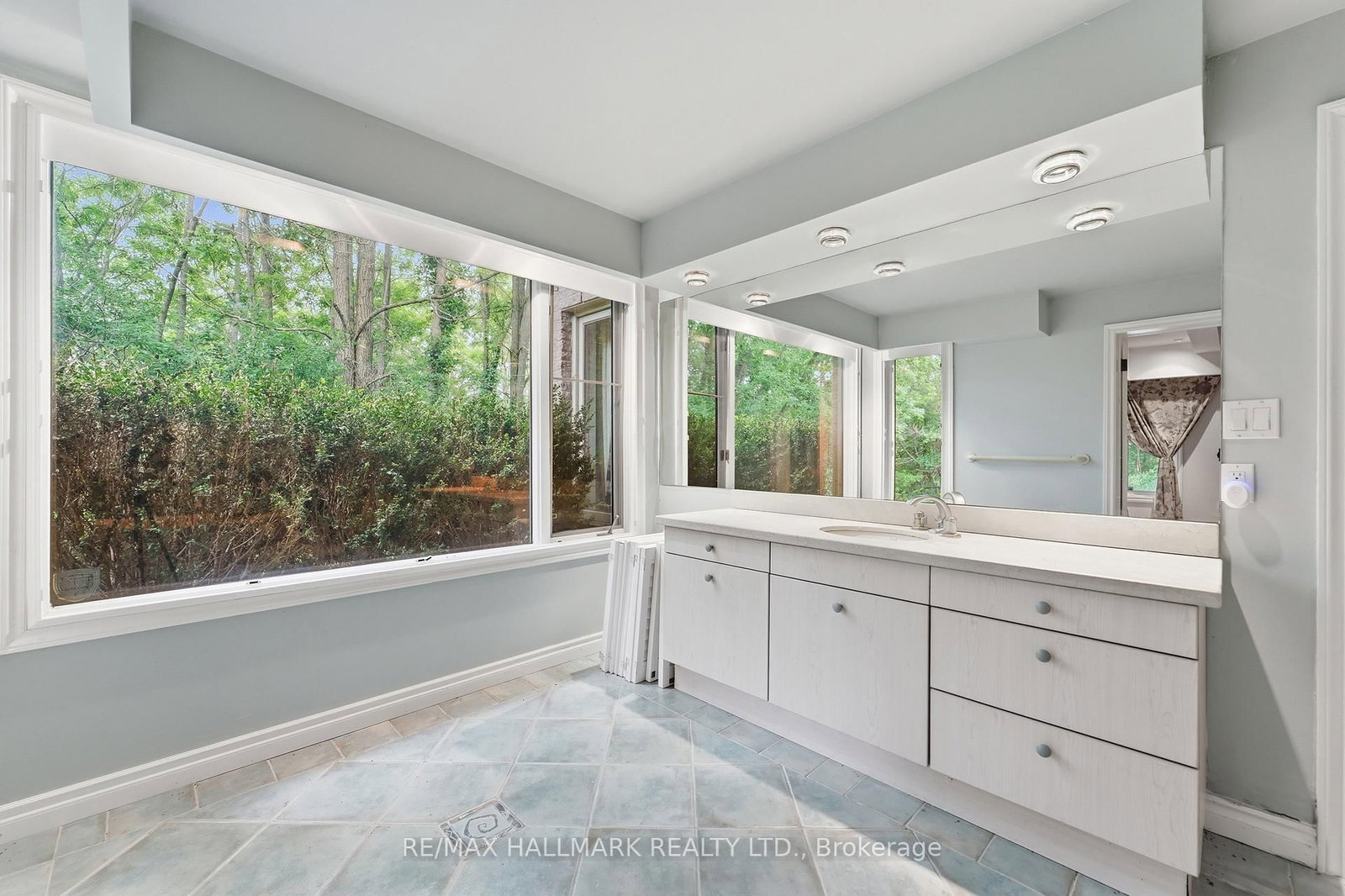 18381 McCowan Road • East Gwillimbury, ON photo 24