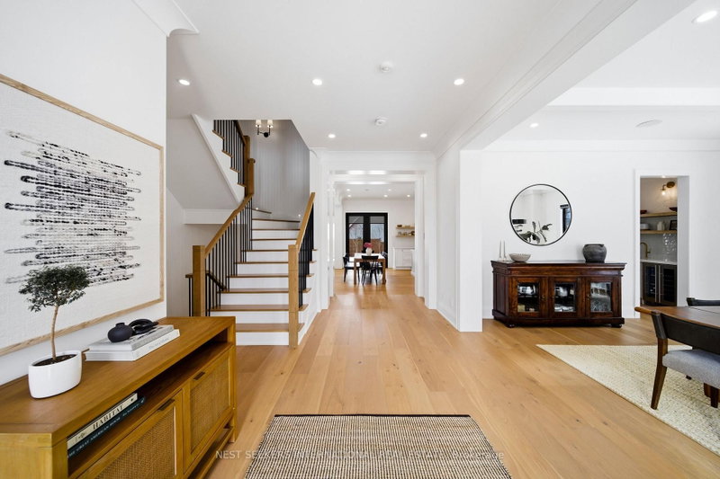 26 Royal Avenue