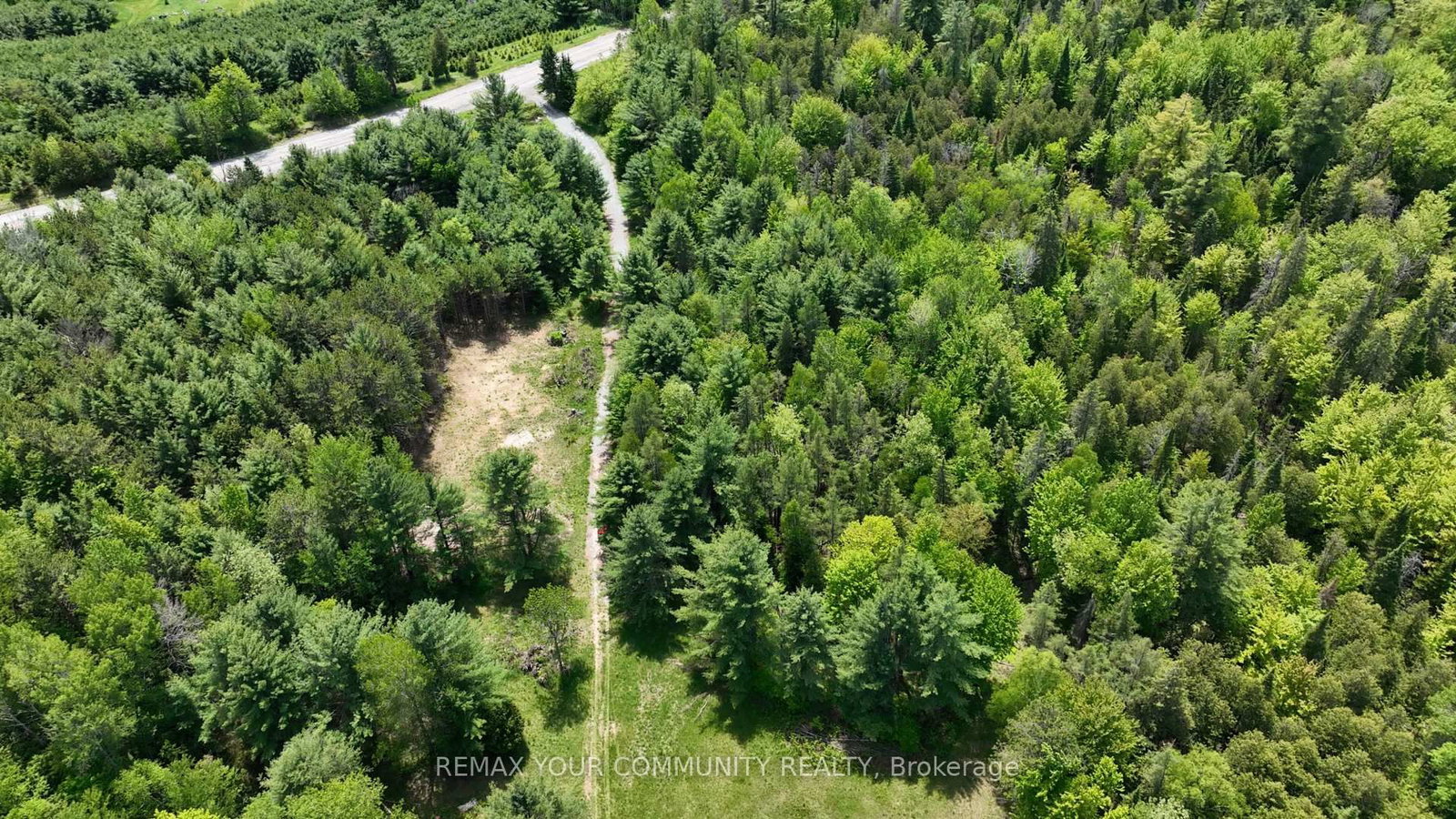 574 Zephyr Rd • Uxbridge, ON photo 1