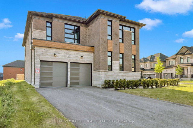 107 Winthrop Crescent