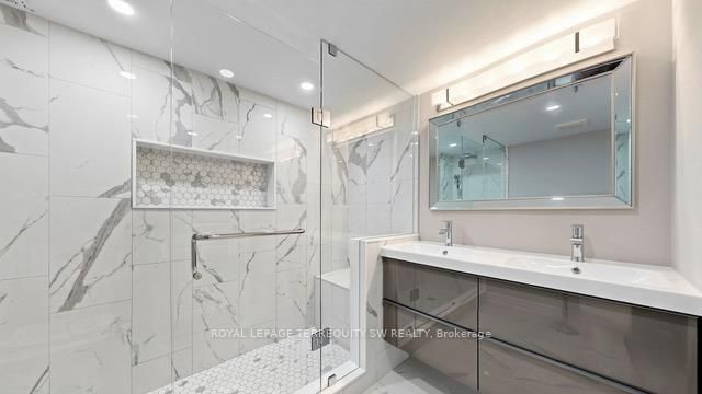 7440 Bathurst Street • #512 • Vaughan, ON photo 16