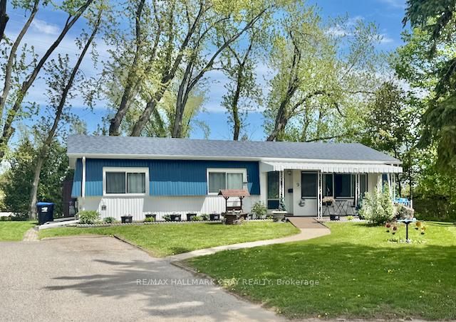 9 Locust Hill Court