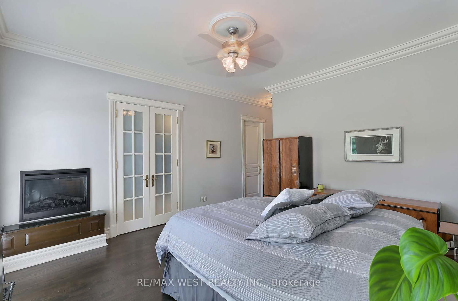 5 Humberview Drive • Vaughan, ON photo 10