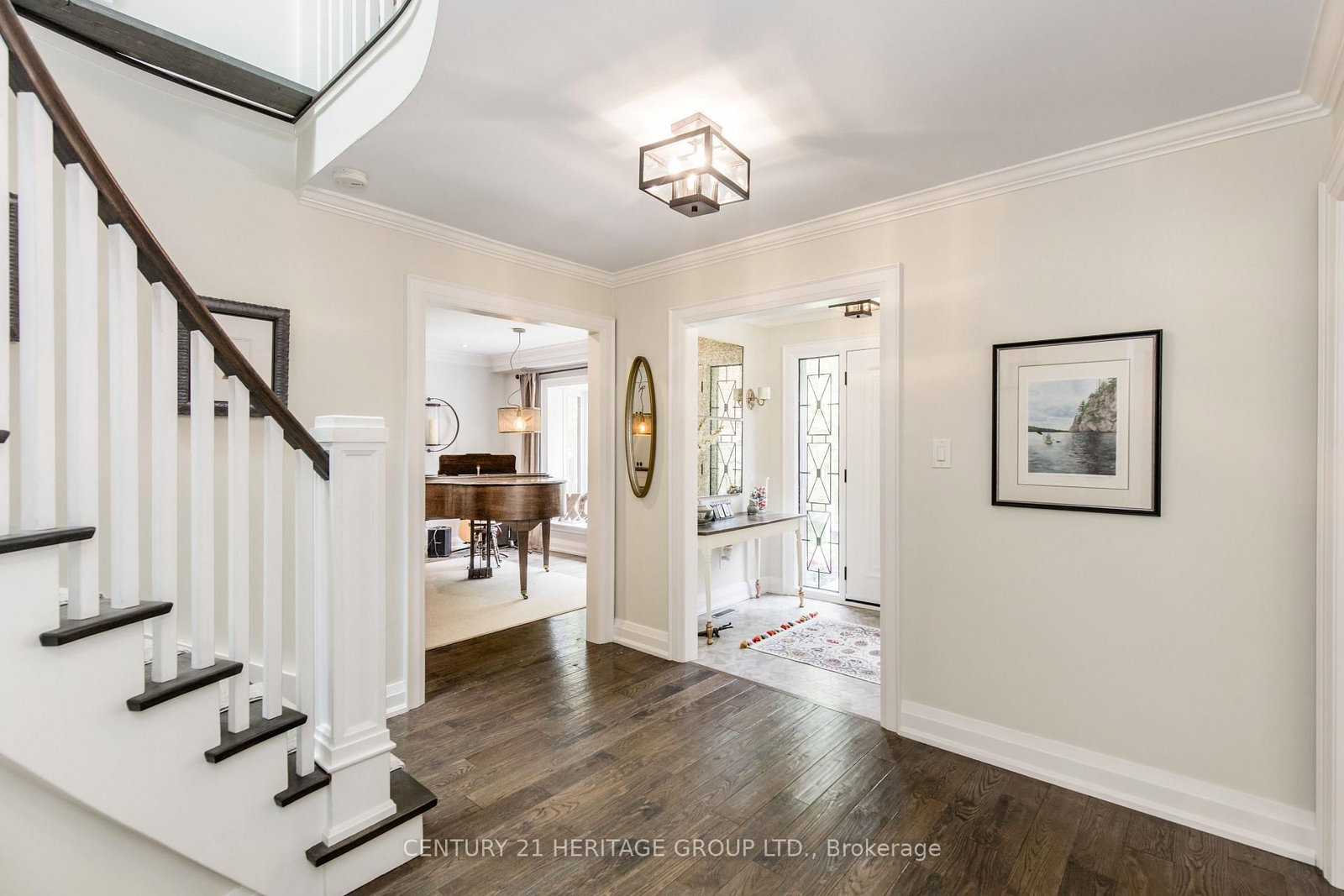 2008 Parkview Ridge • Innisfil, ON photo 3