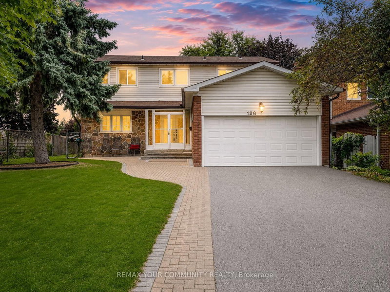 home for lease on 126 Simonston Boulevard