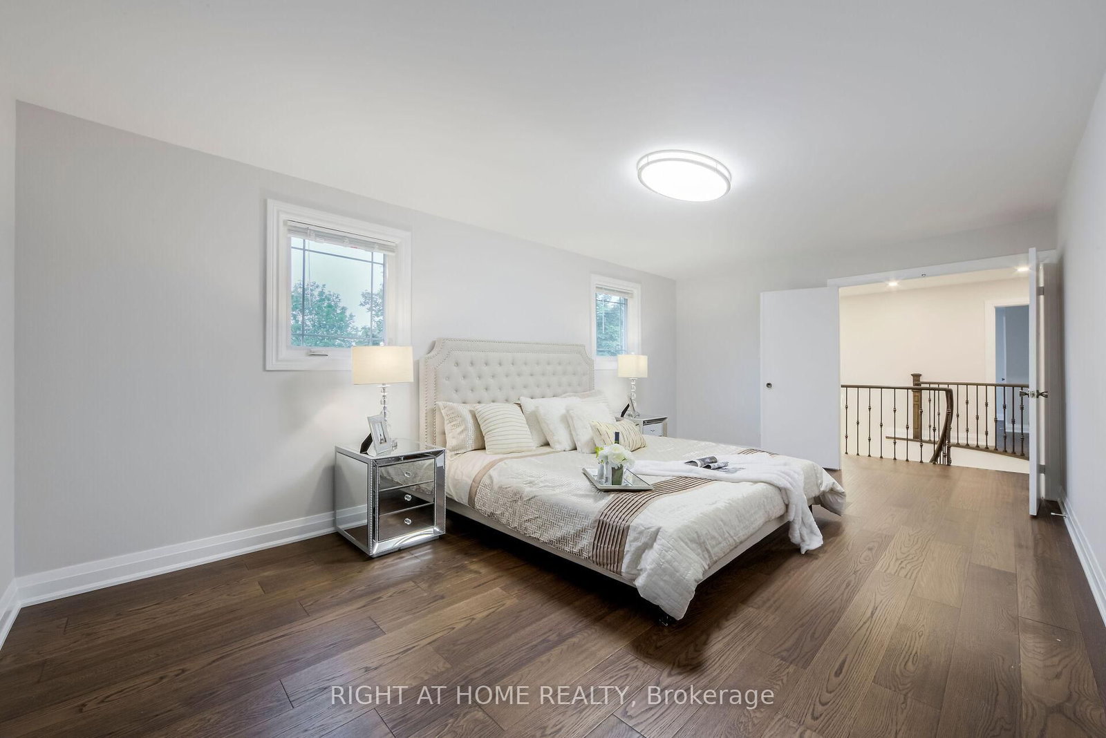 1 Tiffany Gate • Richmond Hill, ON photo 24