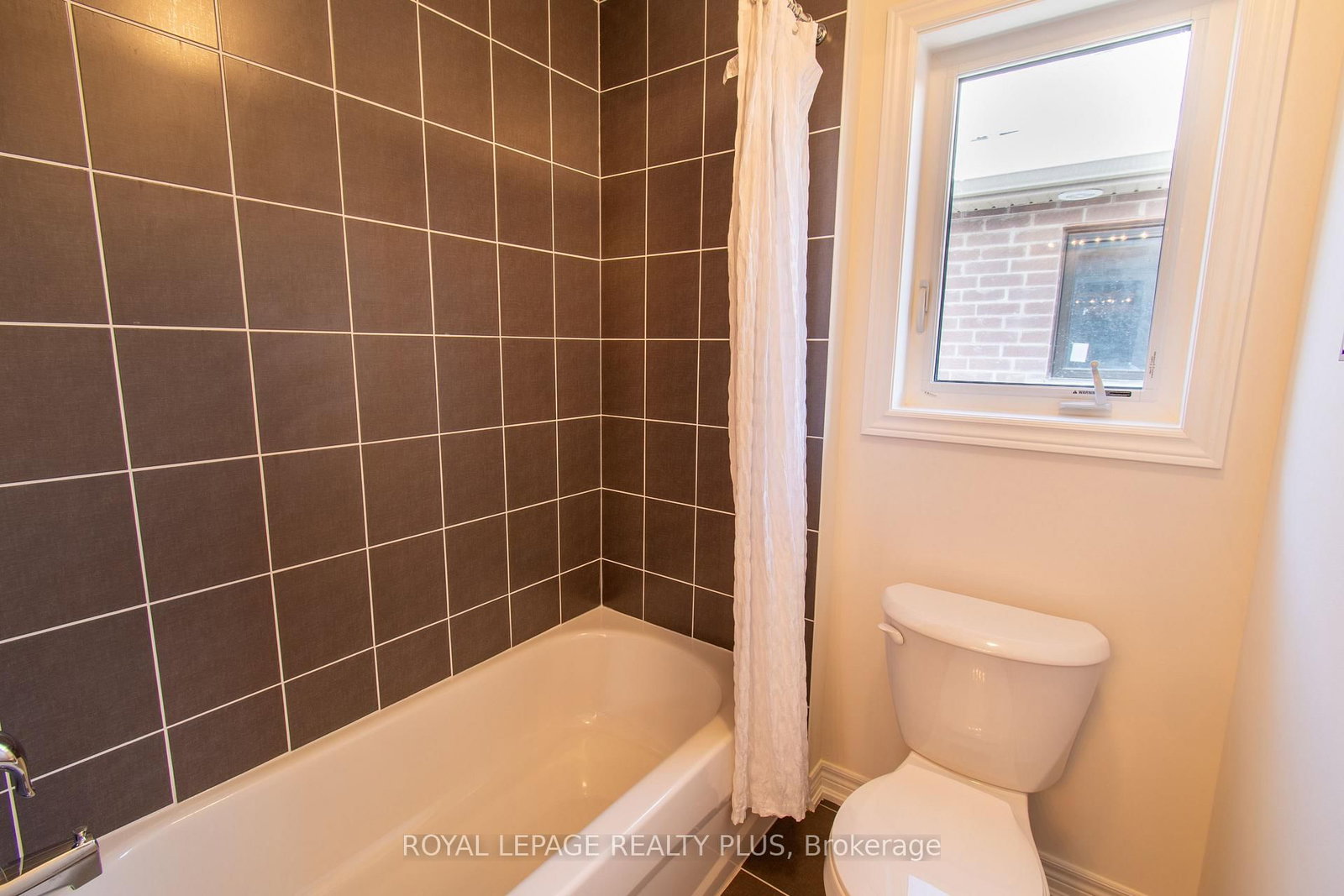 147 Dovedale Drive • Georgina, ON photo 19