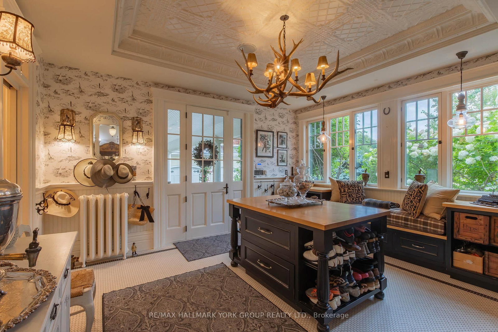736 N Lake Drive • Georgina, ON photo 31