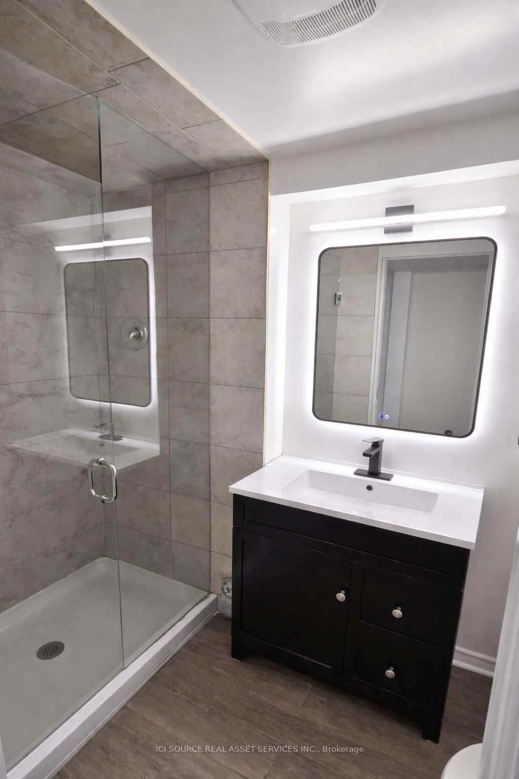 Basement Apartment - 109 Romance Drive, Richmond Hill 5