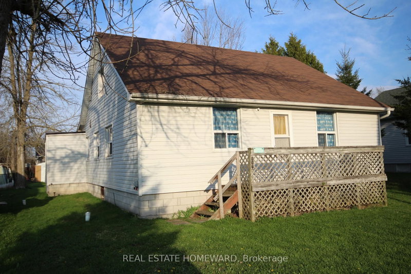 27125 Woodbine Avenue