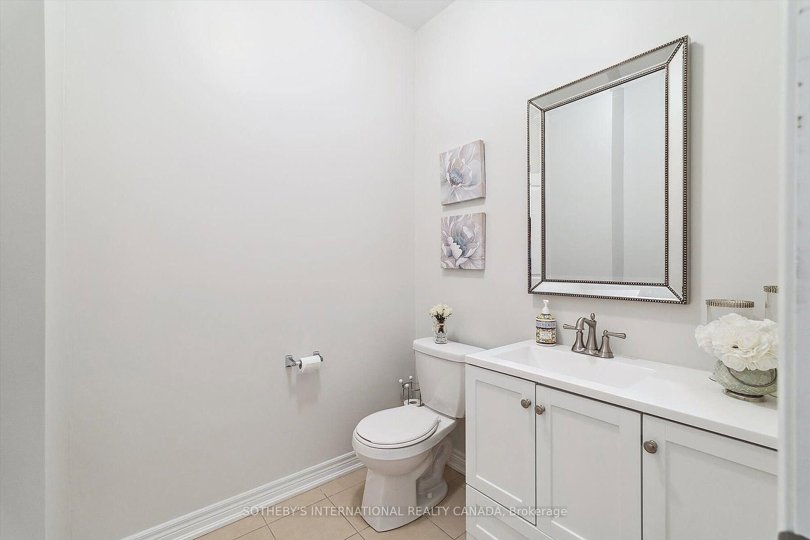 12 Deep River Lane S • Richmond Hill, ON photo 12