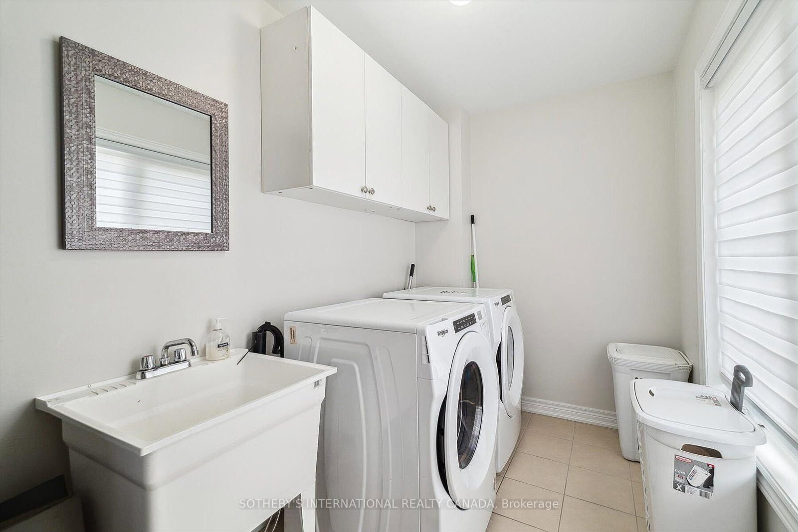 12 Deep River Lane S • Richmond Hill, ON photo 13