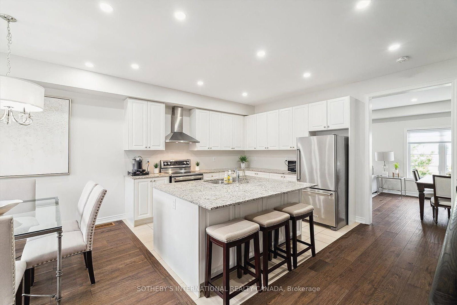 12 Deep River Lane S • Richmond Hill, ON photo 17