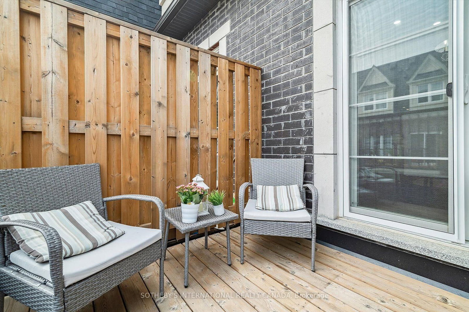 12 Deep River Lane S • Richmond Hill, ON photo 24