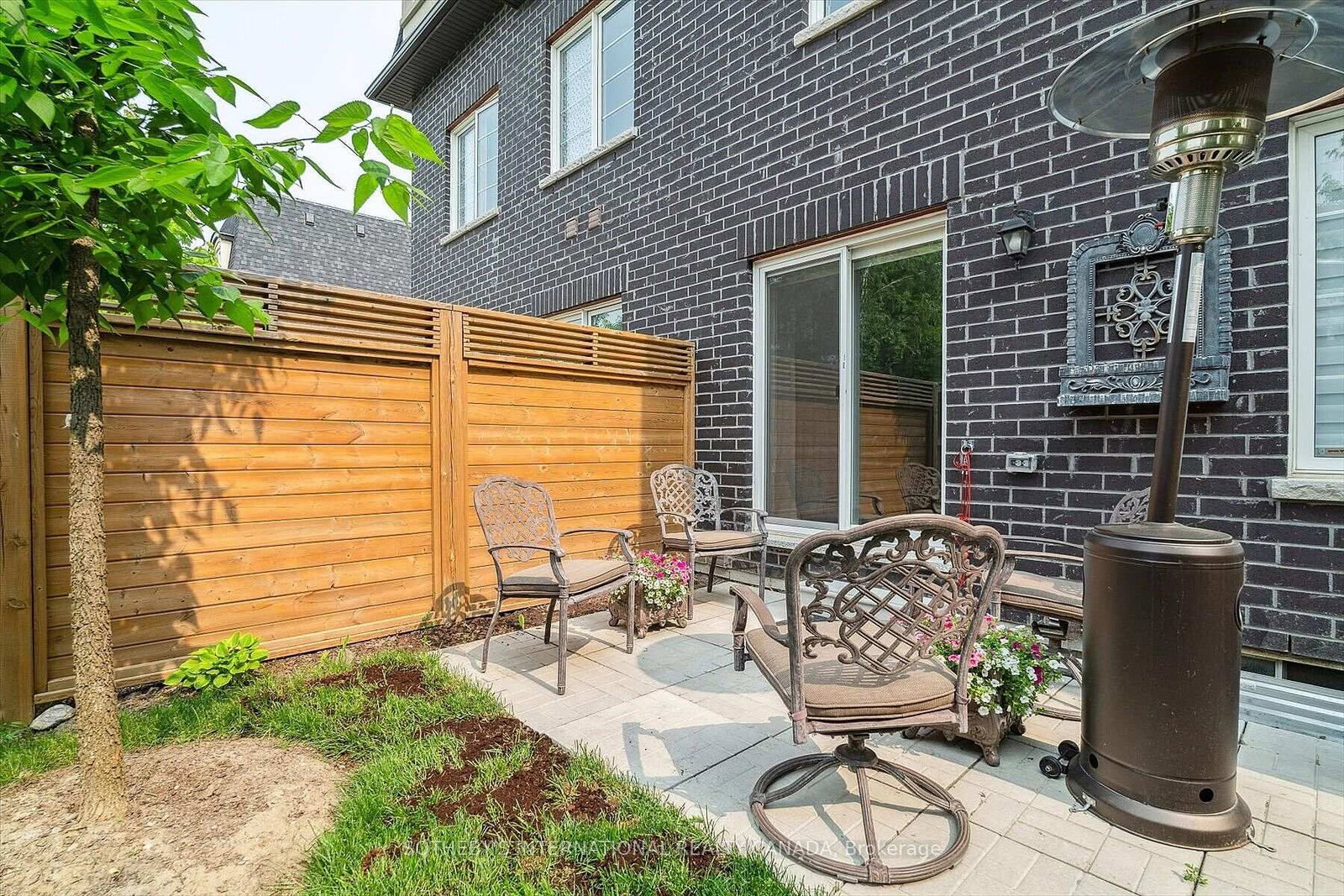 12 Deep River Lane S • Richmond Hill, ON photo 49