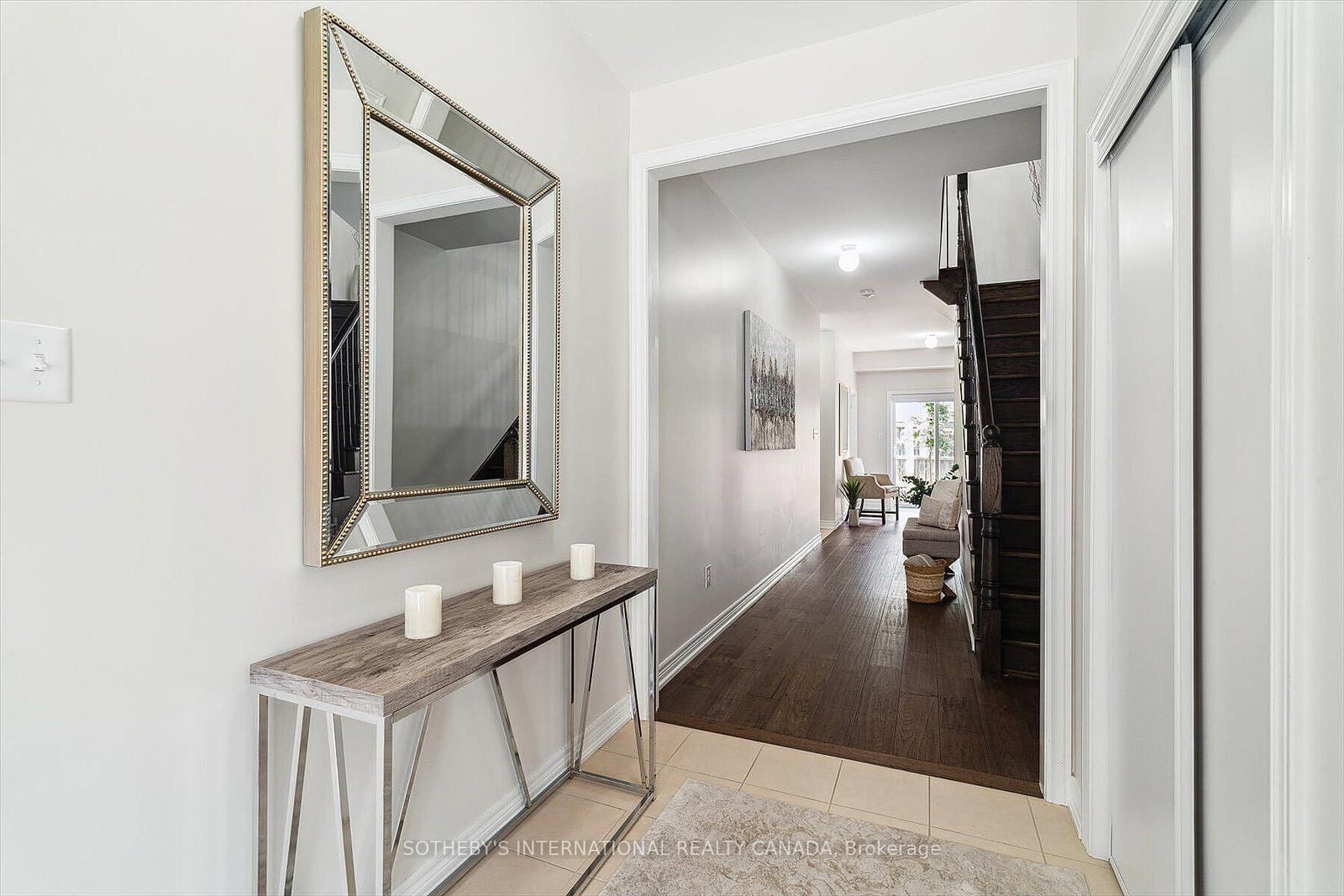 12 Deep River Lane S • Richmond Hill, ON photo 7