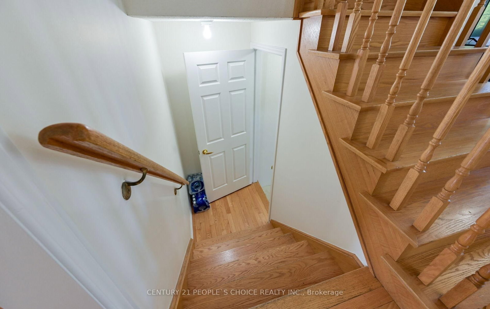 Listing Image 16