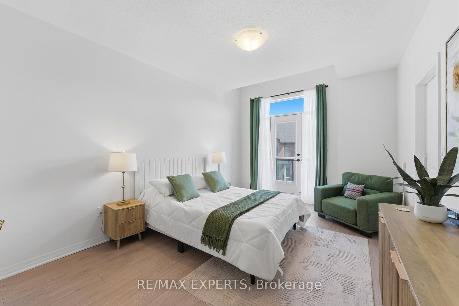 87 De La Roche Drive - Photo 30