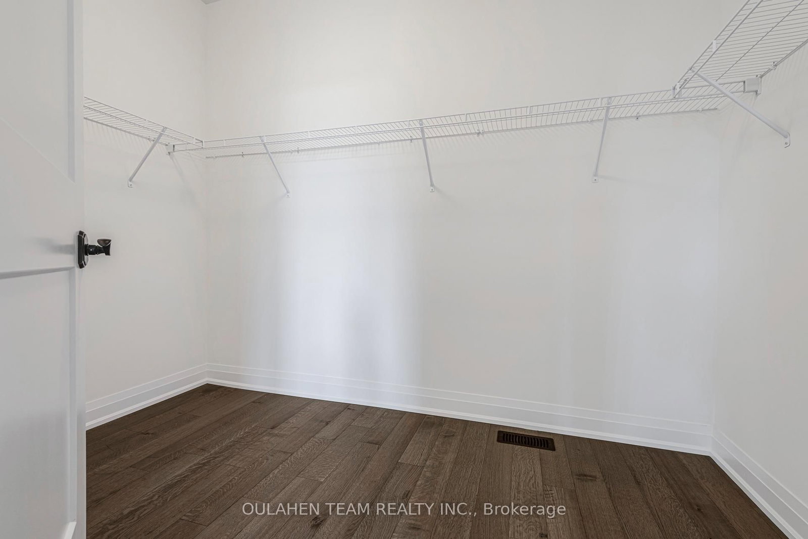 75 West Village Lane • Markham, ON photo 15