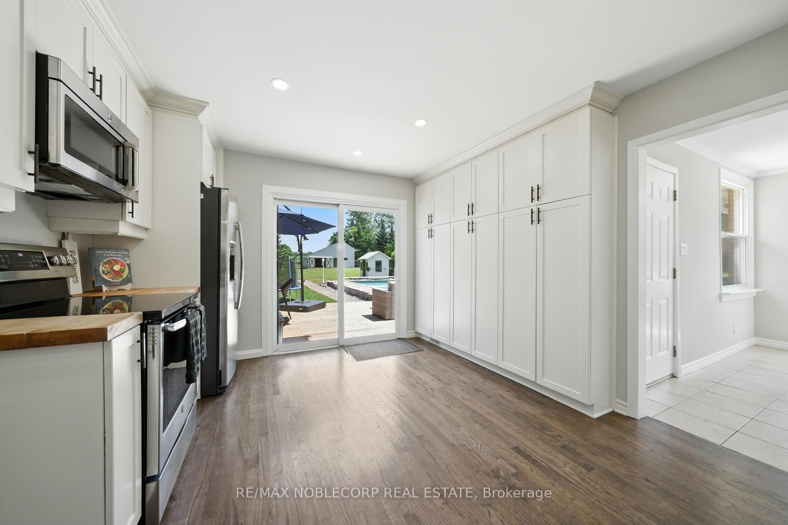 2037 15th Side Road • New Tecumseth, ON photo 19