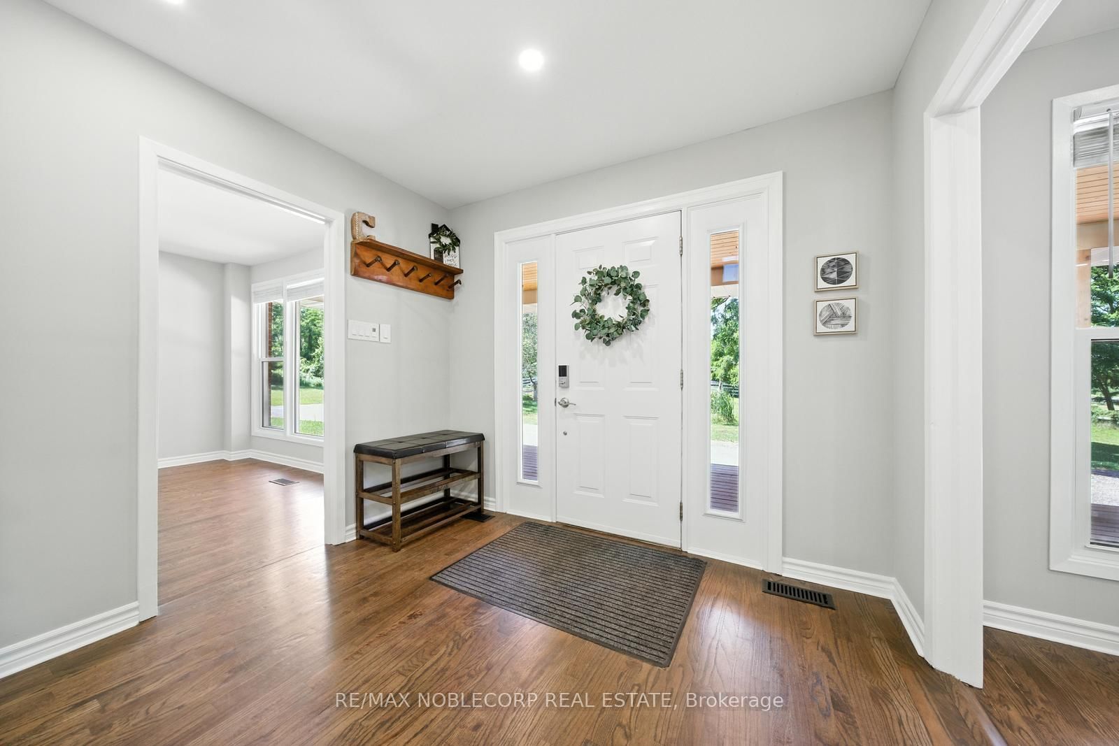 2037 15th Side Road • New Tecumseth, ON photo 9