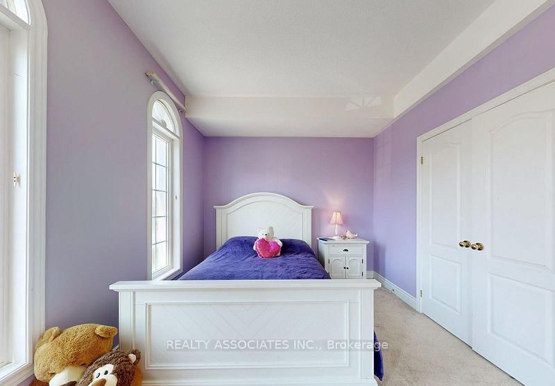 2 Lord Nelson Court • Richmond Hill, ON photo 36