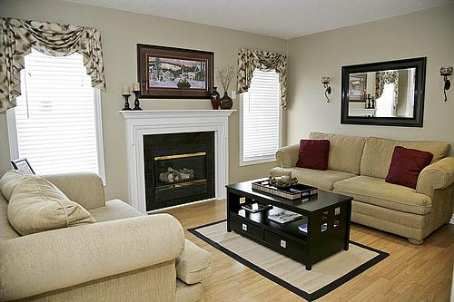 57 Skipton Tr, Aurora, L4G7R3 | Image 2