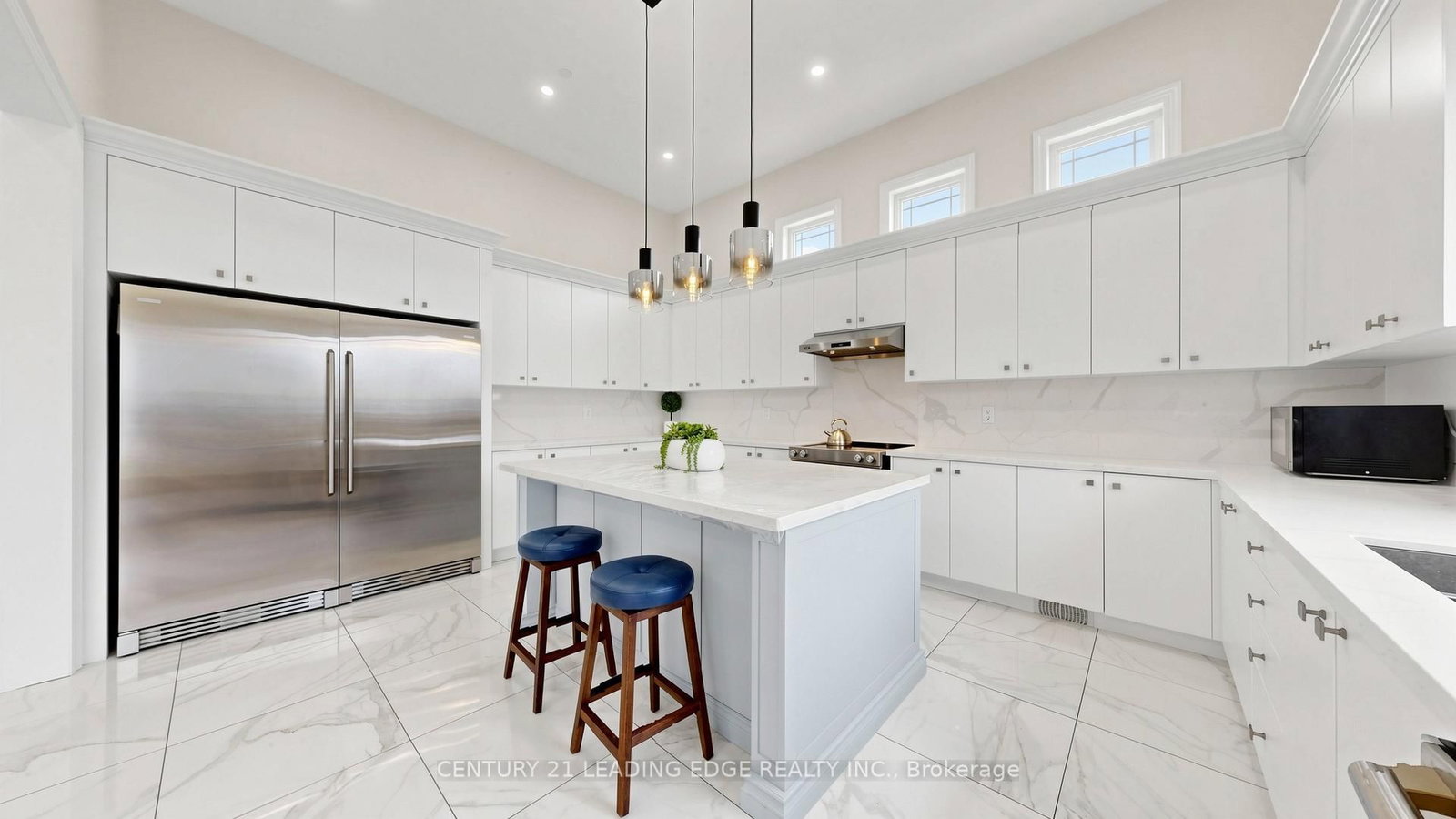 2 Sam Davis Court • Whitchurch-Stouffville, ON photo 11