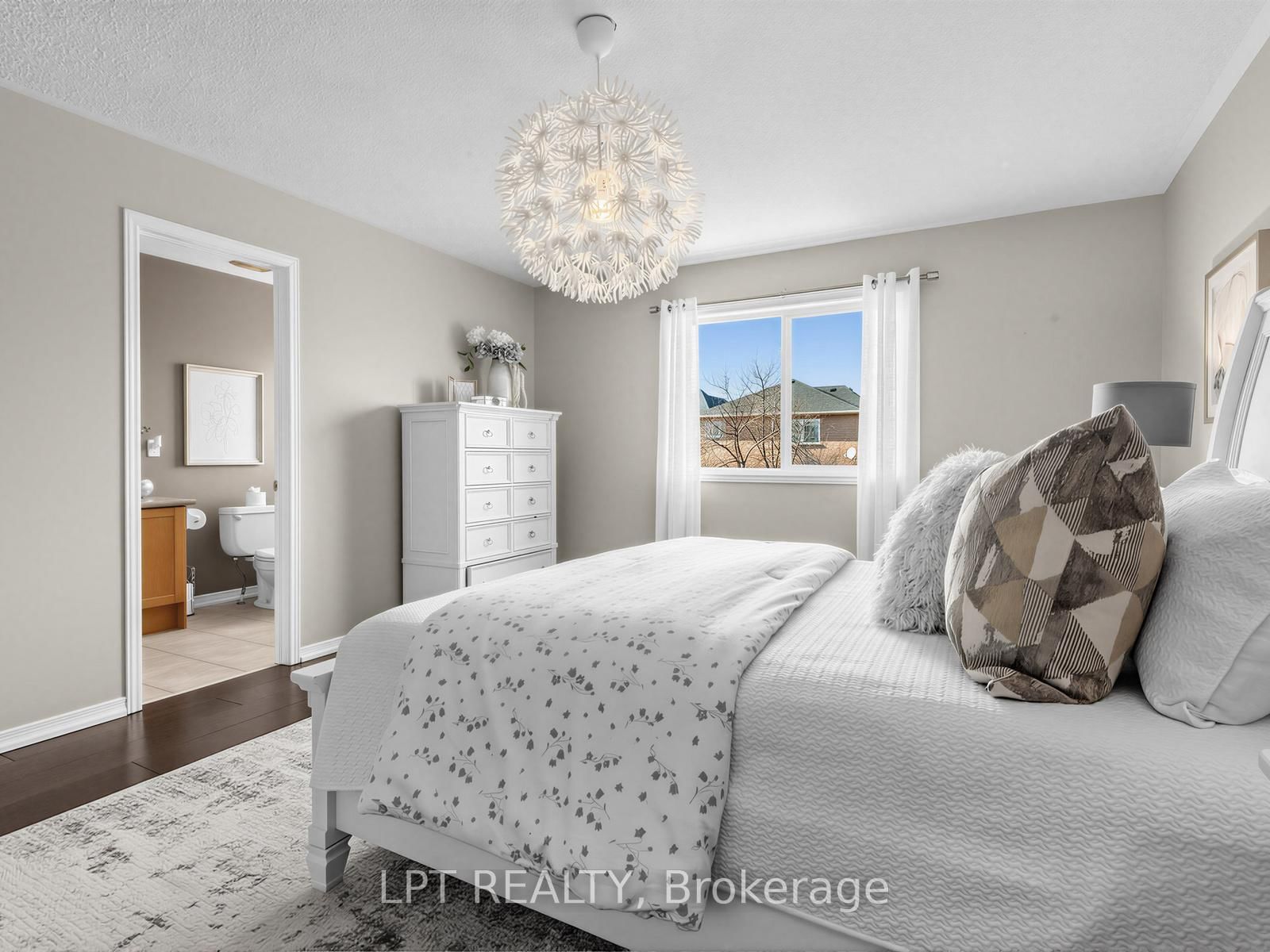 21 Amos Lehman Way • Whitchurch-Stouffville, ON photo 24
