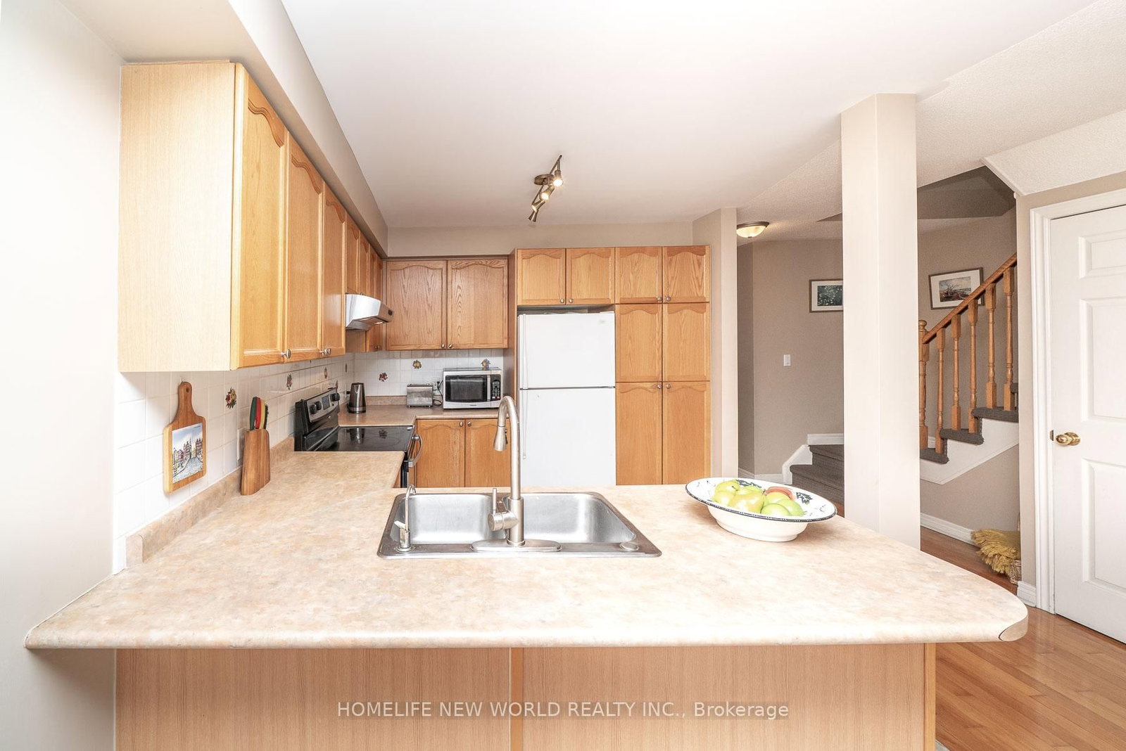 26 Cape Breton Court • Richmond Hill, ON photo 11