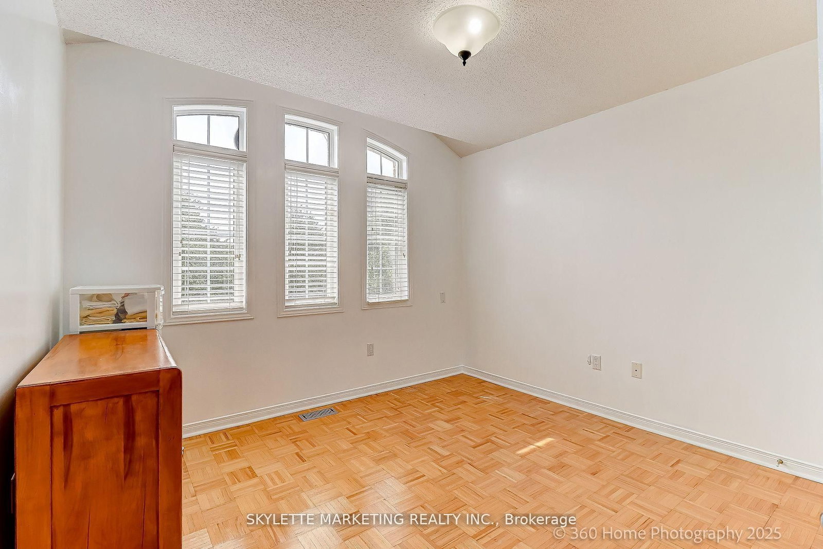 199 Kayla Crescent • Vaughan, ON photo 15