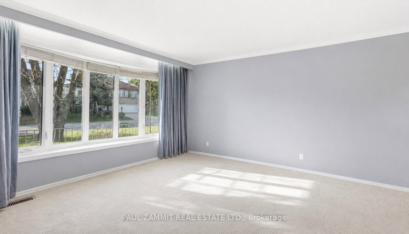 27 Ladyslipper Court