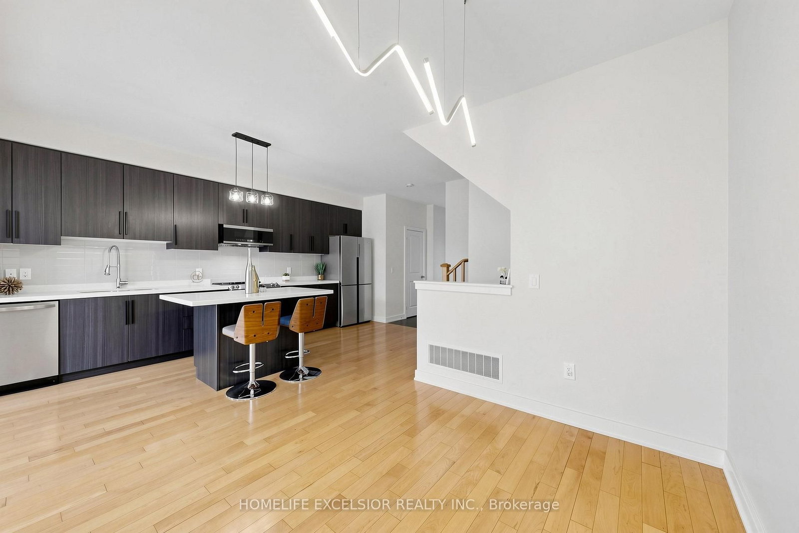 104 Dariole Drive • Richmond Hill, ON photo 13
