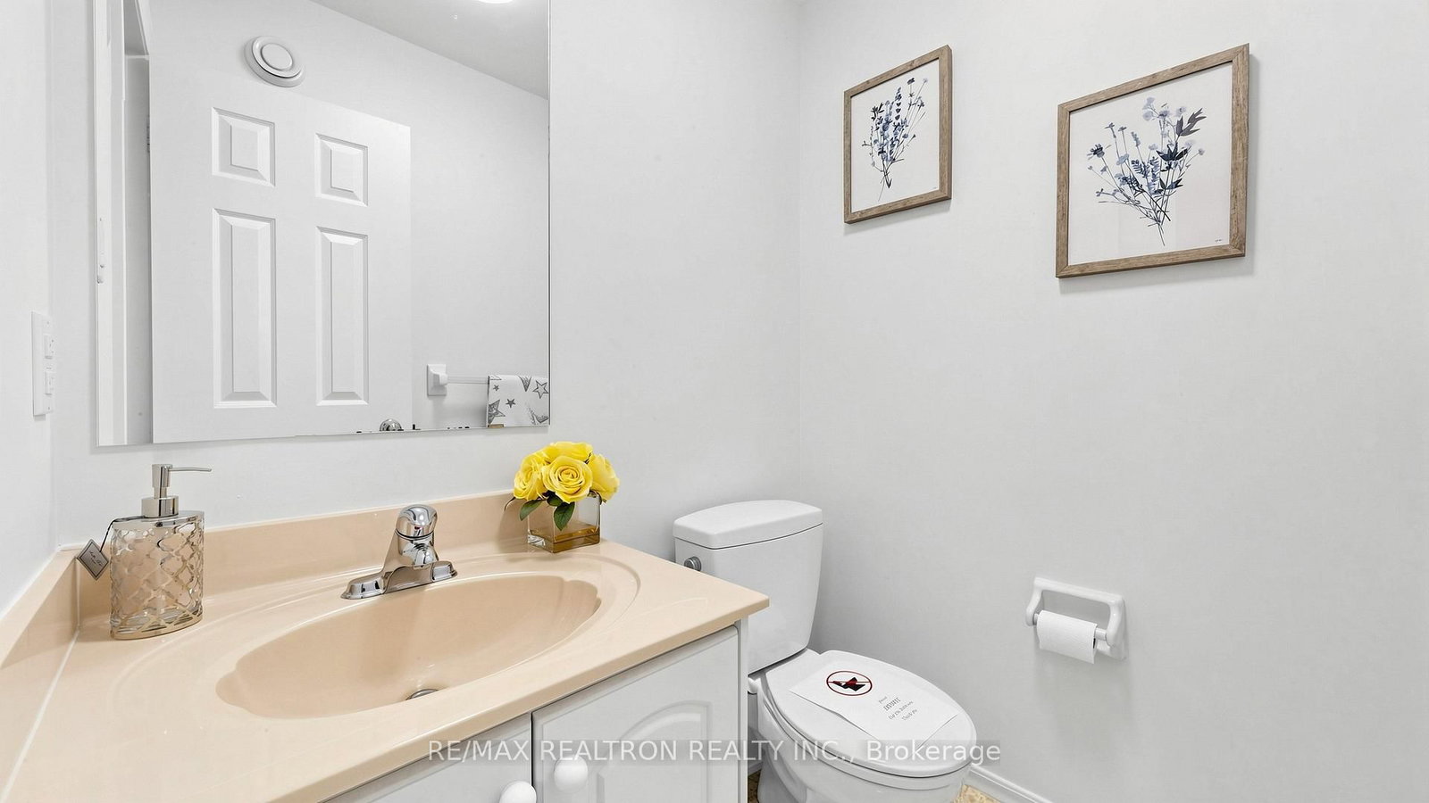 6 Loyal Blue Crescent • Richmond Hill, ON photo 18